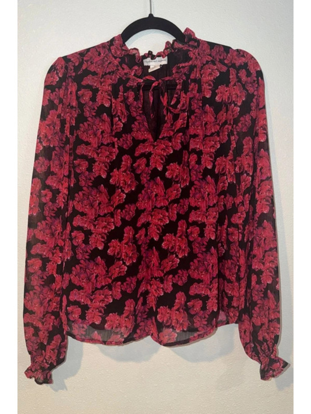 Cupcakes and Cashmere Black & Red Floral Sheer Blouse Women’s Small
